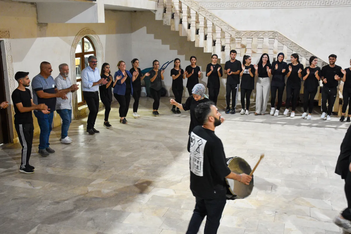 Hevserok di çalakiyek moral bilindkirinê de bi ciwanan re civiyan