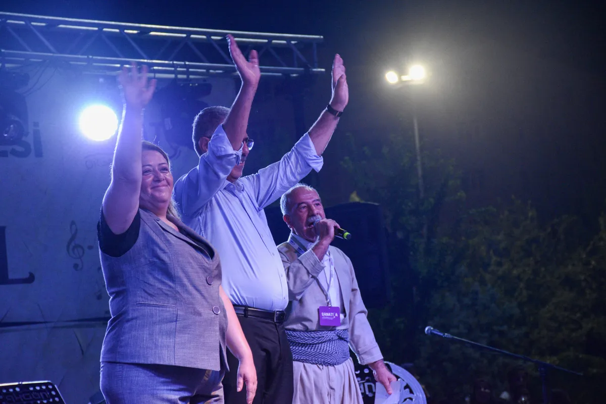 Civîna gel a bi coş li Koşuyolu: Em ê hemû karên xwe bi gelê xwe re bikin