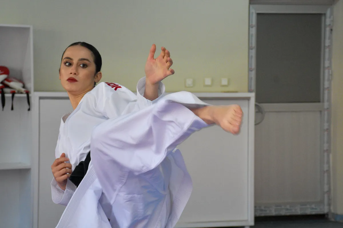 Werzişvanên jin ên ciwan ji serkeftinek ber bi serkeftinek din ve direvin: Em xwedî hêza bidestxistina her tiştî ne