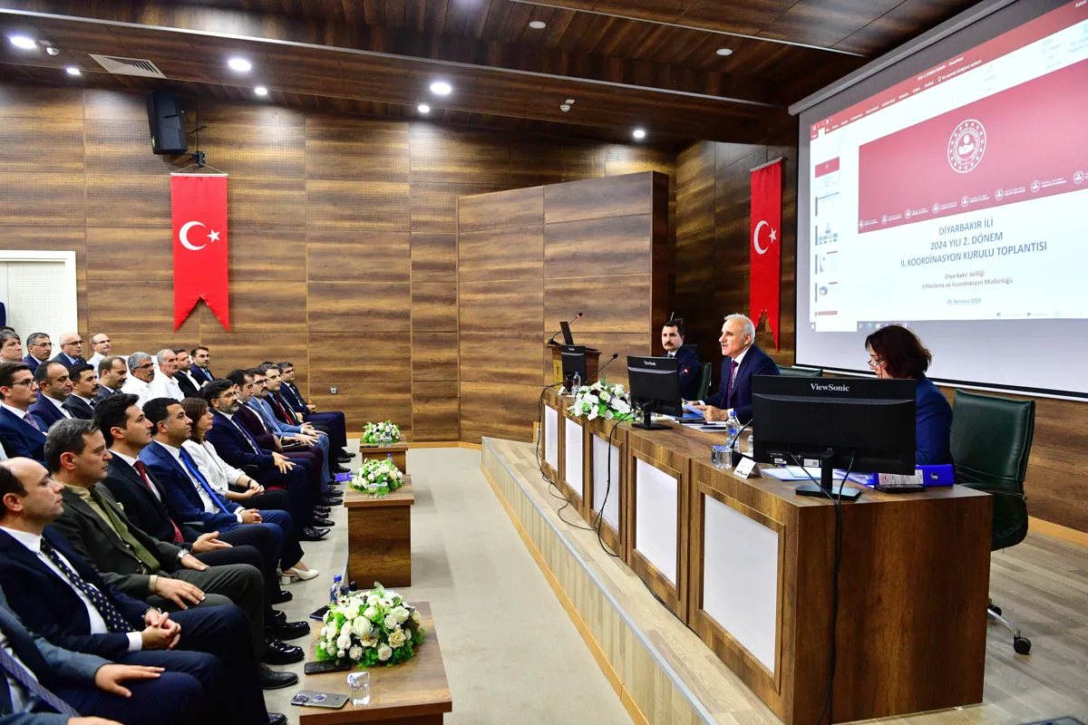 Hevserok Siraç Çelik beşdarî civîna Lijneya Koordînasyona Parêzgehê bû