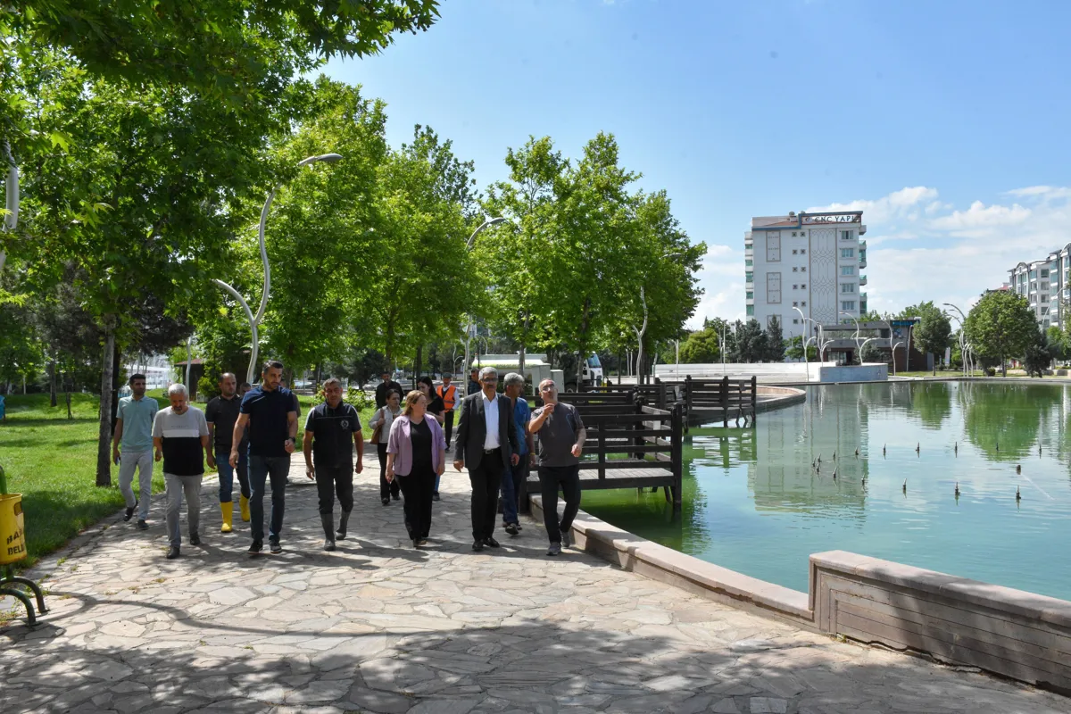 Hevserokên me, Leyla Ayaz û Siraç Çelik, serdana Navenda Ciwanan, Parka Göletli û Hola Sporê ya Girdî kirin û ew kontrol kirin.