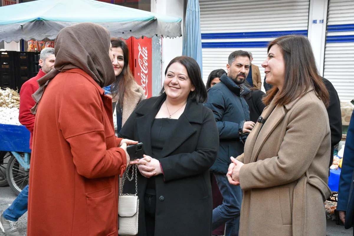 Hevserokan bi esnaf û welatiyan re civiyan