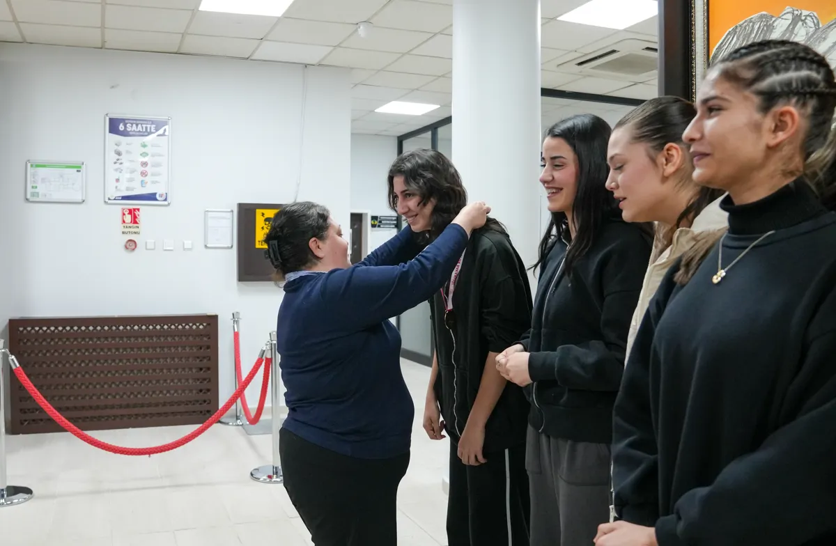 Werzişvanên şampiyon serdana Hevseroka Leyla Ayaz kirin