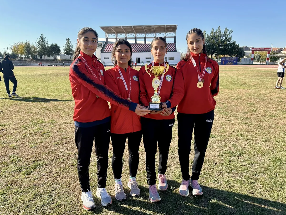 Tîma Atletîzmê ya Şaredariya Bağlarê di Fînala Tirkiyeyê de ye