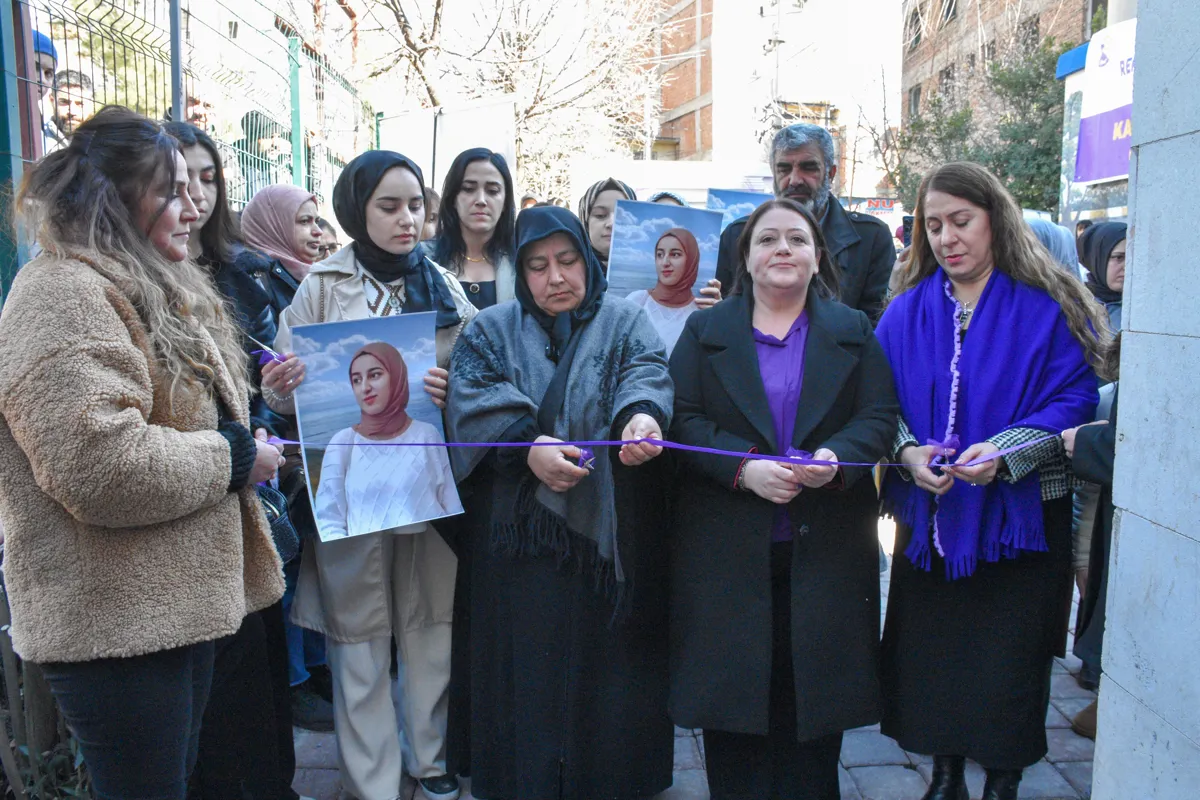 Yekîneya Hevgirtina Rojîn hate vekirin: Em ê nehêlin Rojîn ji me derkevin.