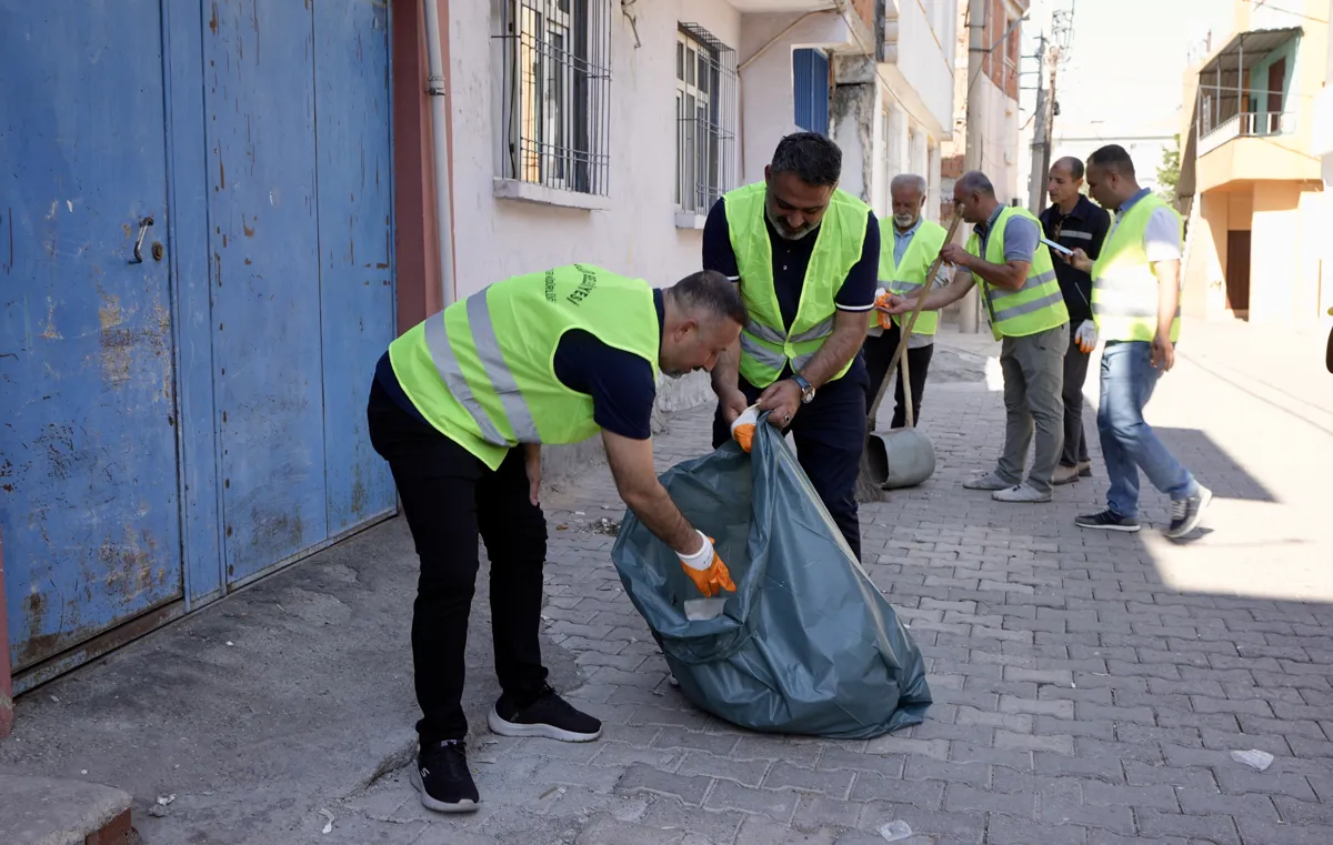 Yeniköy ve Yunus Emre mahallelerinde temizlik kampanyası düzenlendi