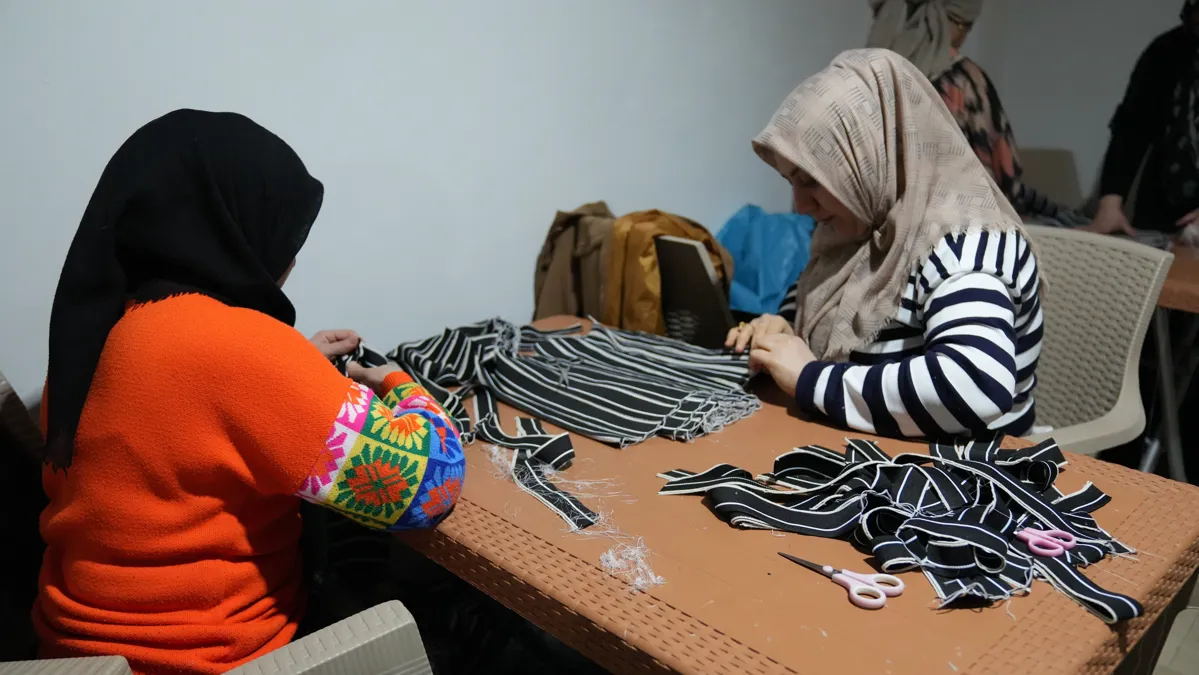 Üretim Atölyeleri ve Meslek Kurslarıyla Dayanışma Büyüyor 