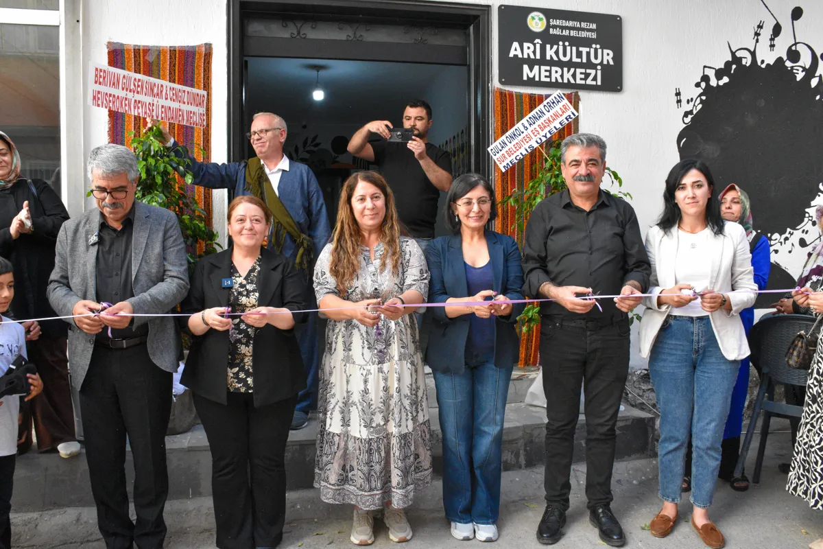 Arî Kültür Merkezi Açıldı: Dil ve kültür çalışmalarını halkla birlikte hayata geçireceğiz