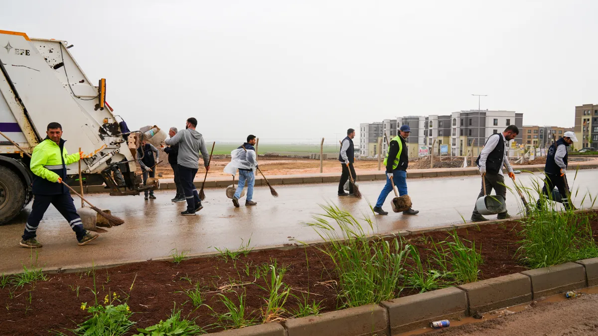 Xebatên ji bo Bağlarek paqijker berdewam dikin