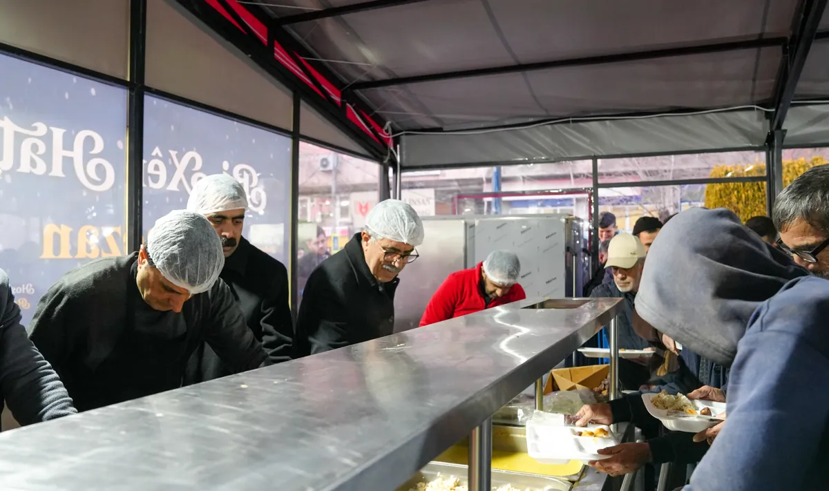 Hevserokan bi gel re rojiya xwe şikandin