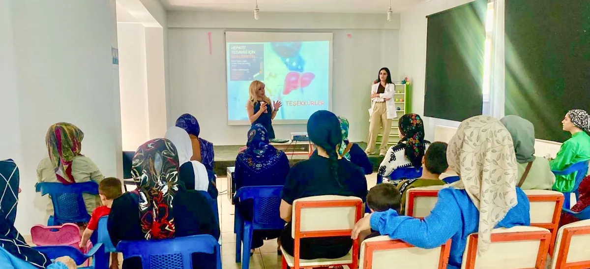 Semînerek ji bo Roja Cîhanî ya Hepatîtê ji bo Jinan hat lidarxistin