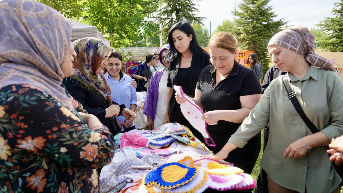 Kadın Emeği Sergisi  ve Sertifika Töreni Düzenlendi 