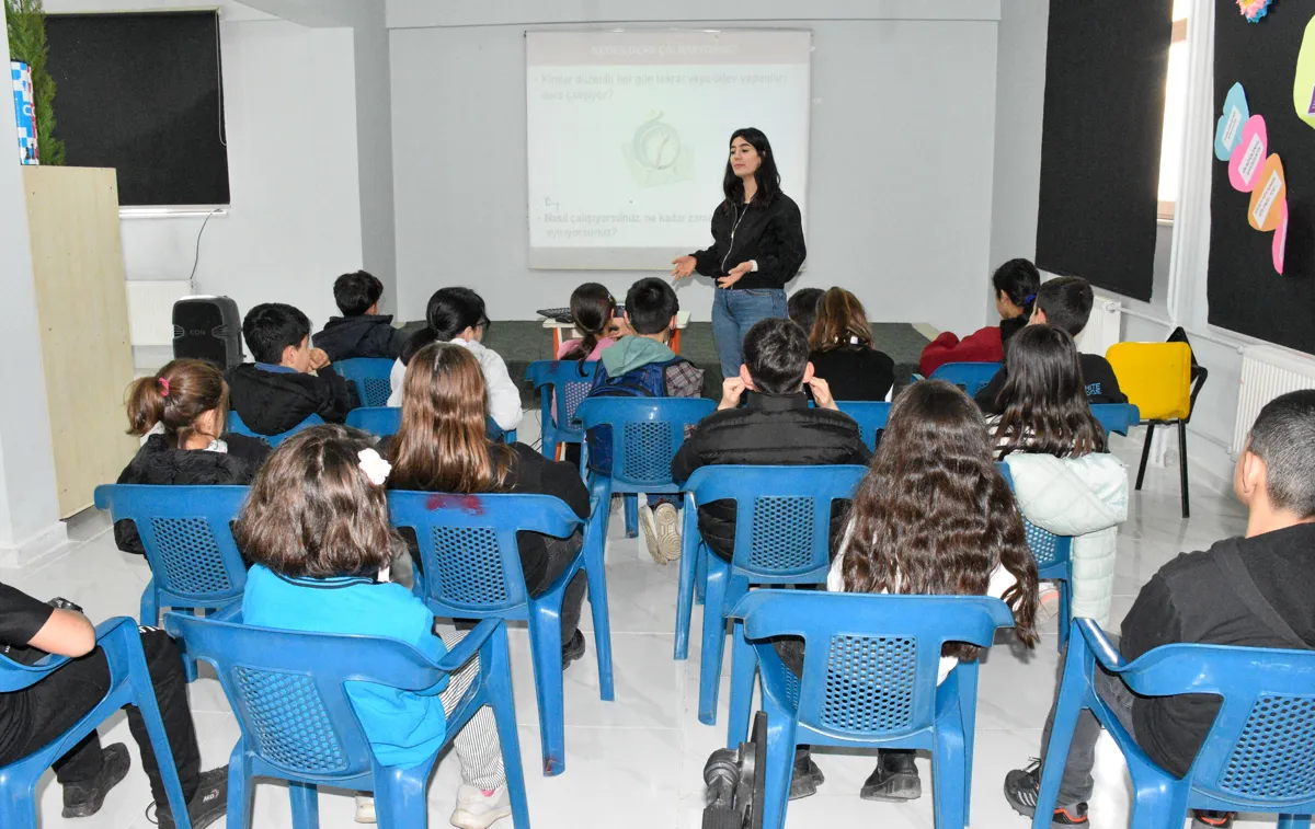 Çocuklar için verimli ders çalışma atölyesi düzenlendi