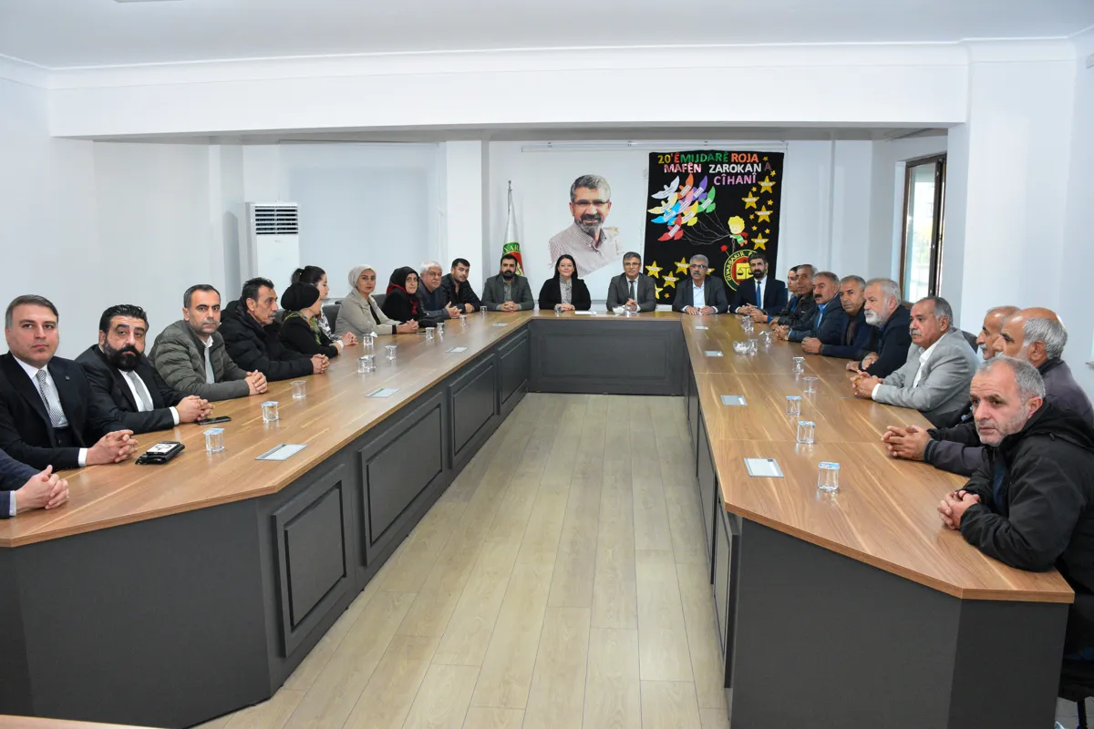 Serdana pîrozbahiyê ya Hevserokan bo Baroya Dîyarbekirê